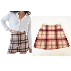 Aritzia Wilfred Classic Mini Plaid Wool and Cashmere Blend Mini Skirt